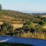 펜션 Monte Do Pardal - Casa Ali